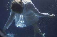 Underwater-nude-2-.jpg