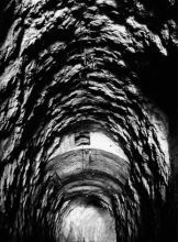 Disused-road-tunnel,-Porlez.jpg